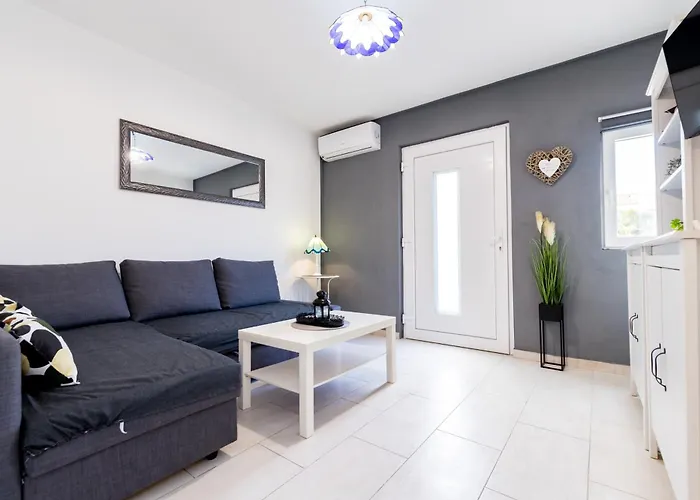 With Parking Space Baska, Krk - 19490 Apartman *